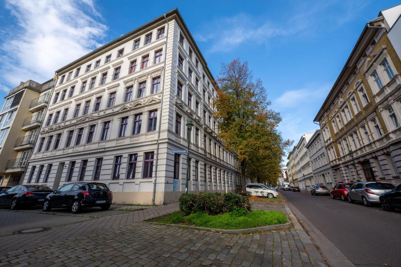 Moderne Eg-Wohnung In Sudenburg Mit Parkplatz, Top Anbindung Magdeburg Exterior photo